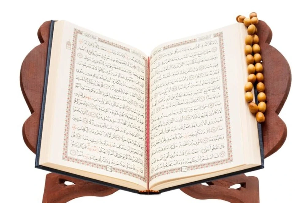 Rezeki Sering Seret? 5 Manfaat Membaca Surah Al-Waqiah yang Sebaiknya Tidak Kamu Lewatkan